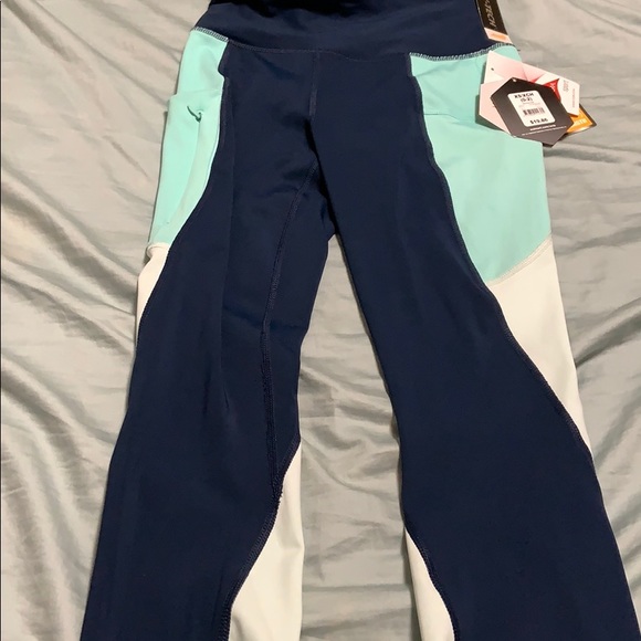 Avia Pants & Jumpsuits Aviacapri Workout Leggings With Pockets Poshmark